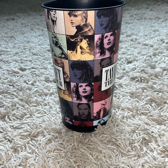EXCLUSIVE AMC TAYLOR SWIFT 44oz Cup Eras Tour - Picture 2 of 7